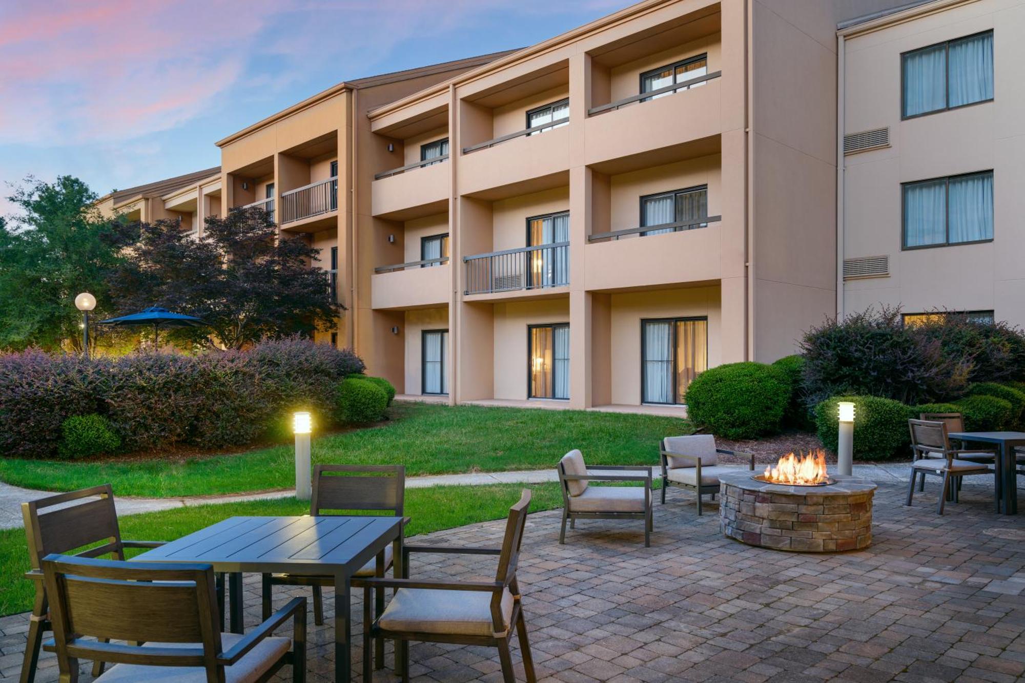 Hotel Courtyard By Marriott Little Rock West Exterior foto